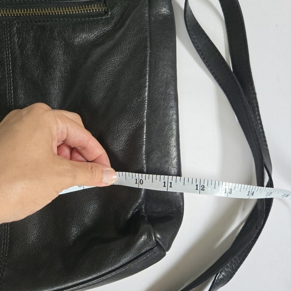 Estalon black genuine leather crossbody purse bag woven weather detail - Picture 9 of 11